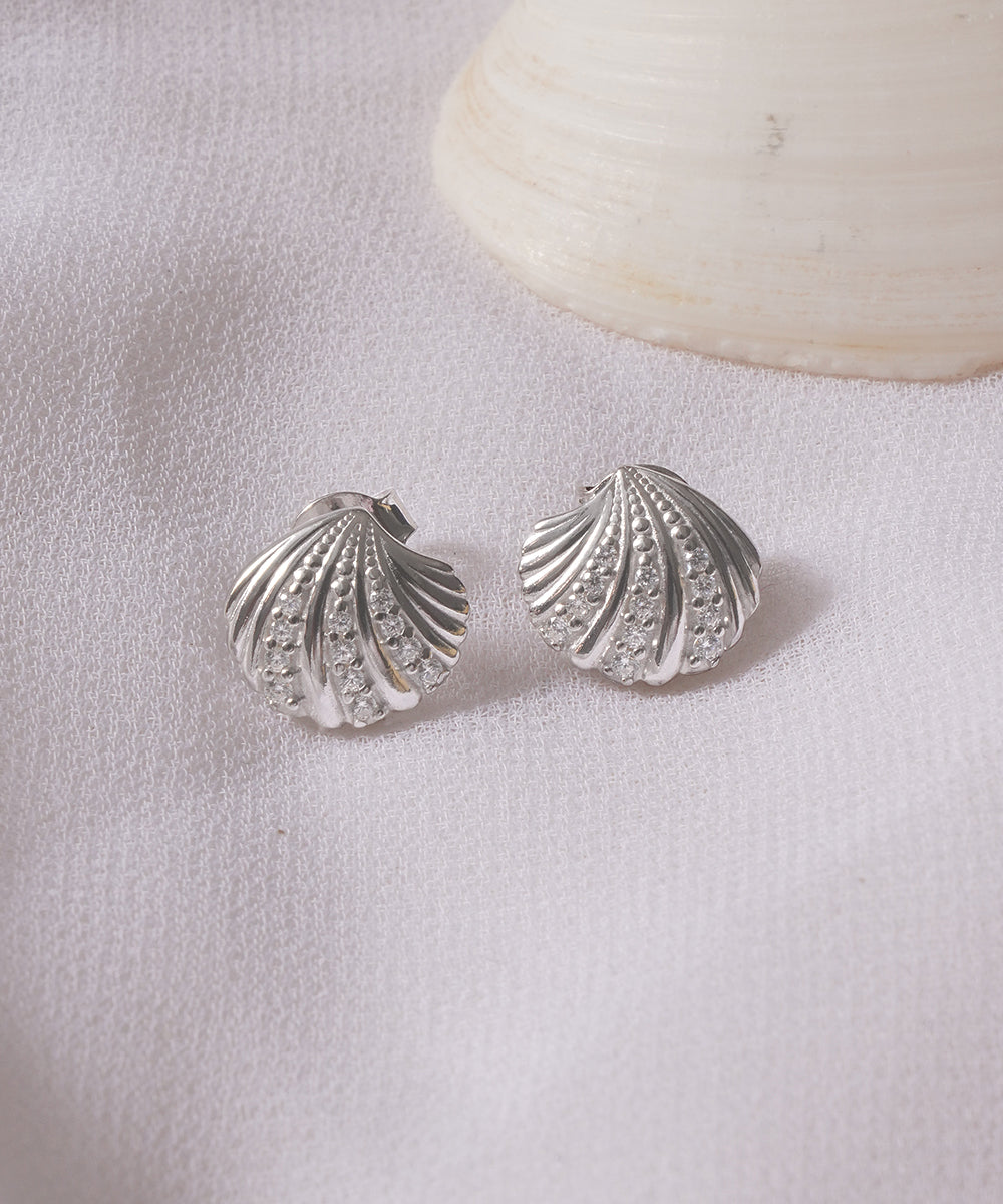 Textured Scallop Shell Stud Earrings