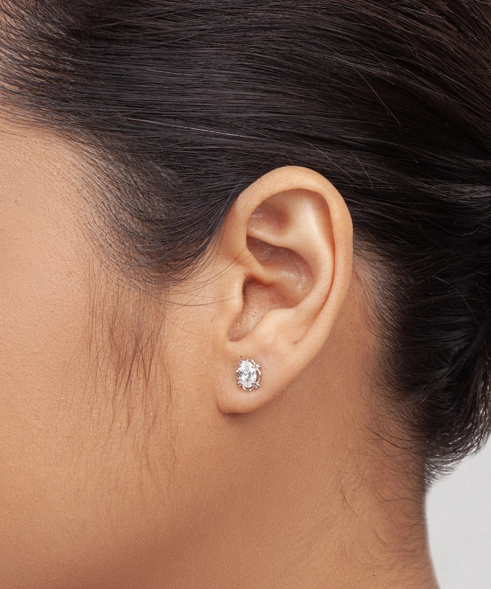 Silver Oval Solitaire Basket Stud Earrings